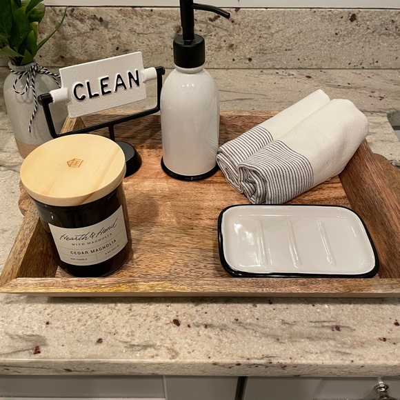 ❌SOLD ❌👍Bath Set Hearth&Home Magnolia - Picture 9 of 9